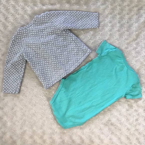 Carter’s Baby Girl Bodysuit Bundle 9 Months - Picture 5 of 6